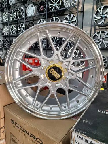 Rodas Aro 18x8 BBS Universais 4 Furos Novas( ATÉ 18X NO CARTÃO)
