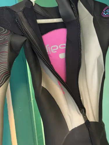 Roupa de Neoprene Nabaiji Triathlon / Águas Abertas - Tam. 36 (Semi Nova, Impecável!)