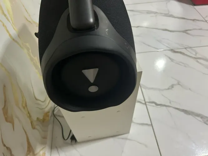 Bom box 3