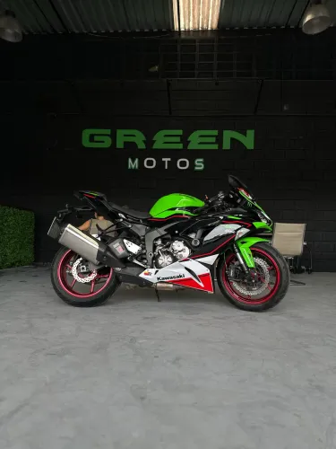 KAWASAKI NINJA ZX-6R (GREEN MOTOS)