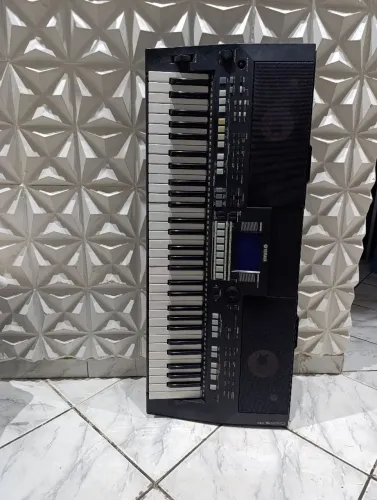 Teclado Yamaha PSR S550 novinho já progamado ritmos atuais