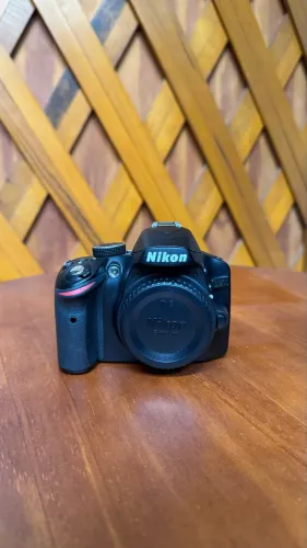 Nikon D3200 + Lente 18-55 VR II | APENAS 9.837 CLIQUES | KIT COMPLETO