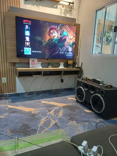 Vendo TV painel ou som automotivo ou tudo