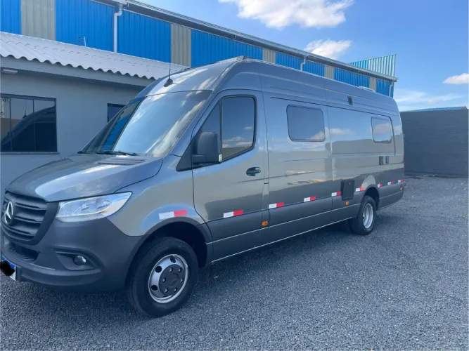 Mercedes-Benz Sprinter 517 Van L.t.a. 18L Diesel (e6) 2025