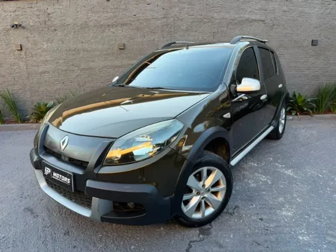 Renault Sandero Stepway Hi-power 1.6 8V 5P 2013