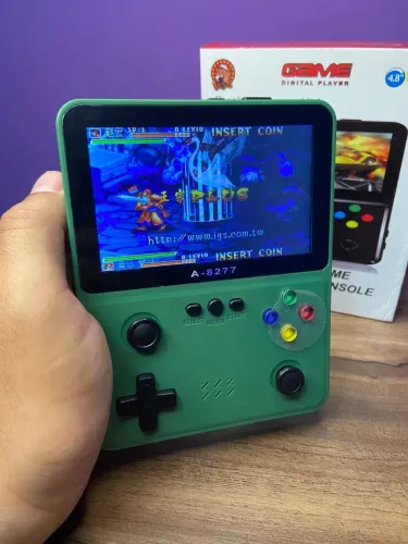 Video Game Console Portátil 4,8? GM A-8277 LiuJiaqu