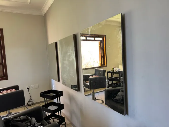 Vende-se espelhos