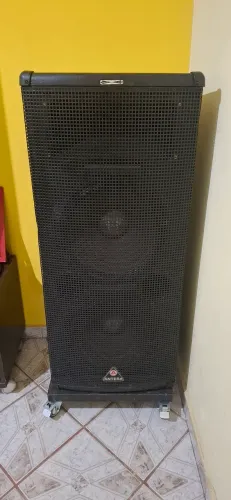 Caixa Antera Ativa modelo HF 15 2A