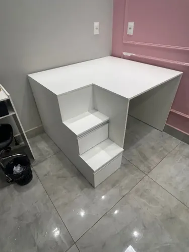 MESA PEDICURE MDF NOVO 