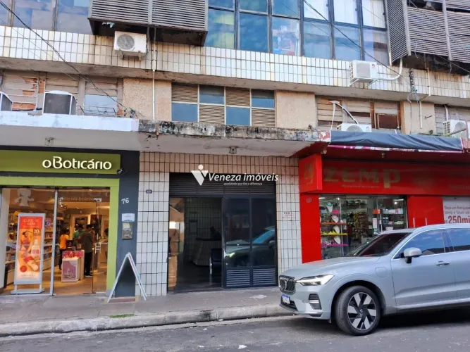 Sala comercial no Centro por R$ 45 mil - localização estratégica