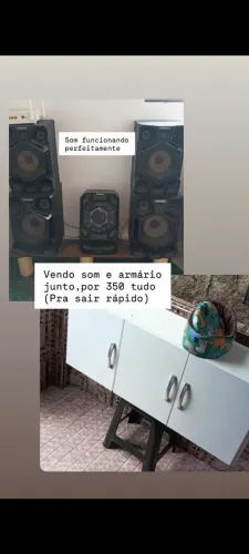 Som e armário de parede