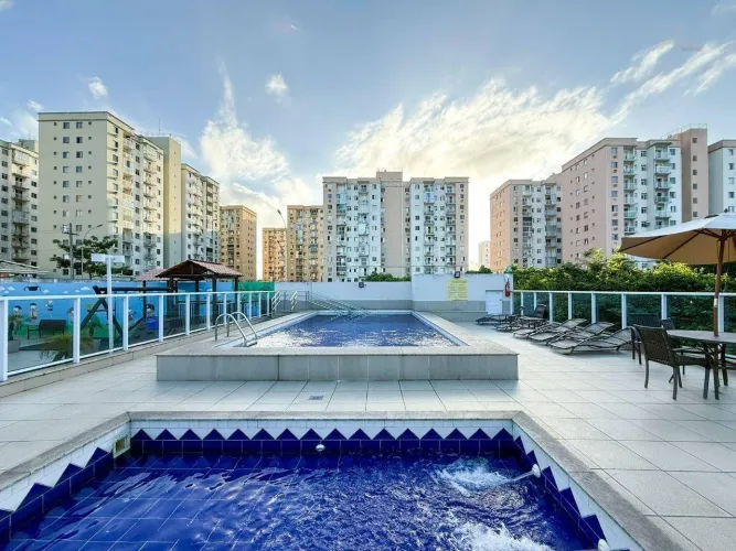 Apartamento com 2 dormitórios para alugar, 47 m² por R$ 2.600,00/mês - Morada de Laranjeir
