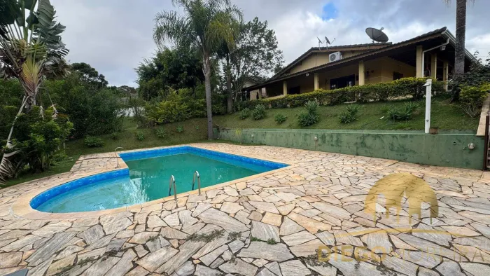 CHÁCARA À VENDA COM 2.000M²  CHÁCARAS BRASIL!
