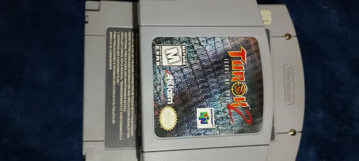 Cartuchos originais de Nintendo 64 - Turok 2 e Mortal Kombat