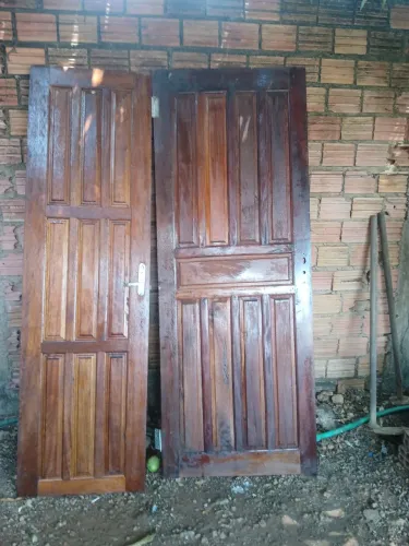 PORTAS ? EM PERFEITO ESTADO