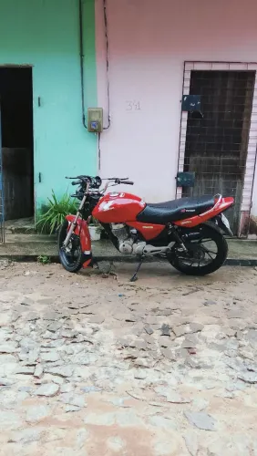 Titan 150 ks 2004 , pra vender ou trocar.Moto toda em dias,no ponto de tranferir.