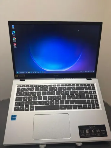 Notebook Acer Aspire - i3-12°Gen - 8GB Ram - SSD 256GB Nvme - Rede 5G - Completo - 15p