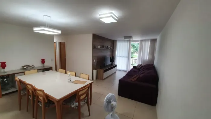 Apartamento para venda possui 130 metros quadrados com 4 quartos