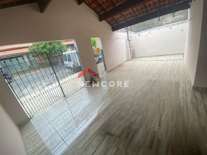 Casa em Rua Músico Alziro Pires Camargo - Lauro Bueno de Camargo - Indaiatuba/SP