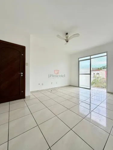 Apartamento 3 Quartos, Frente, Sol da Manhã, Vaga de Garagem, Na Praia do Suá a