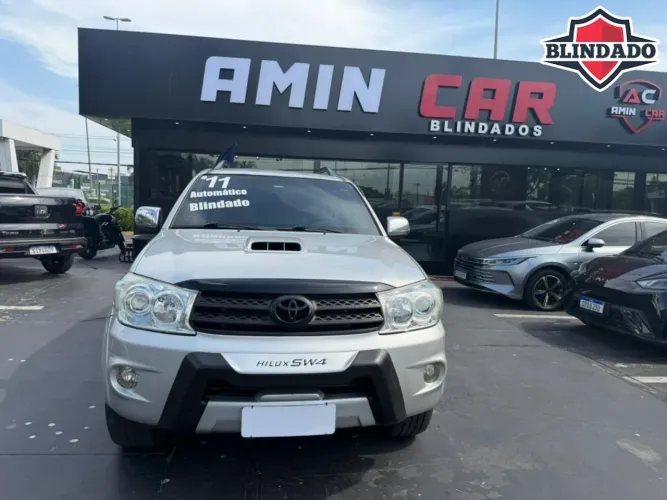 Toyota Hilux SW4 4X4 2.8 Diesel 2011