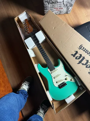 Guitarra Schecter Nick Johnston Strato (Nova)