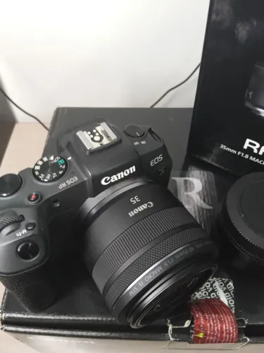 Canon RP+ lente RF 35mm 1.8