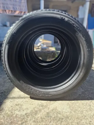 Pneu 225 55 18