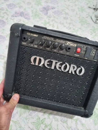 CAIXA DE SOM GUITARRA