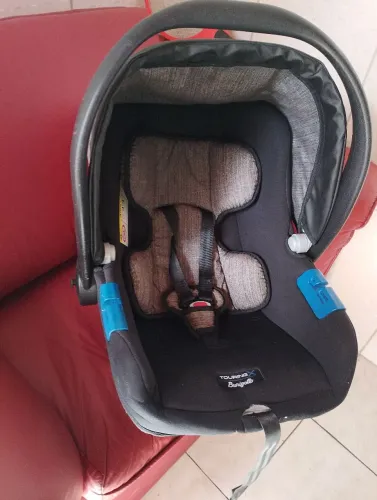 Bebê conforto chama no ZAP *72