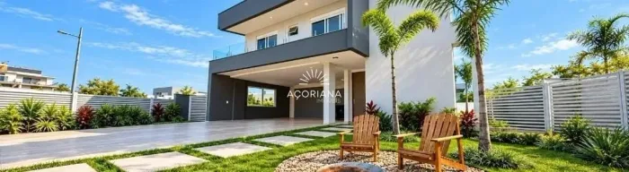 Casa com 5 Quartos sendo 2 Suítes à Venda no Campeche em Condomínio Fechado