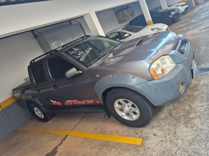 Nissan Frontier XE/ XE Tit. CD 4X4 2.8 TDI Dies 2005