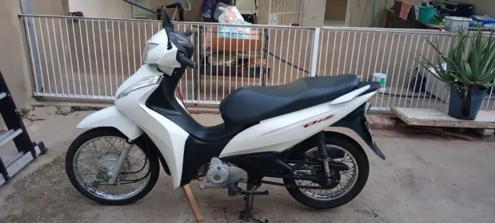 Biz 110i Branca