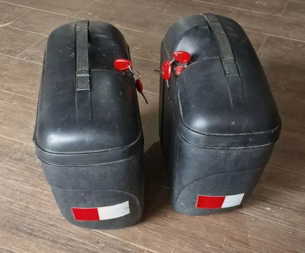 Baús Laterais Givi 21l