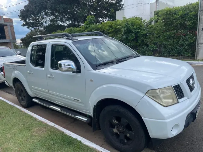 Nissan Frontier XE CD 4X2 2.5 TB Diesel 2009