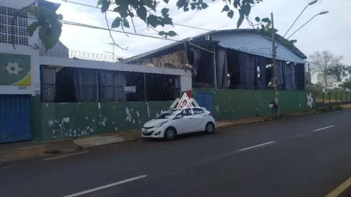 Quadra de Futebol/Galpão 712 m² - venda por R$ 2.200.000 ou aluguel por R$ 12.000/mês - Pa