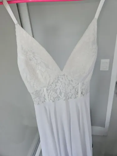 Vestido de noiva para ser usado em casamento no civil e Pré-wedding