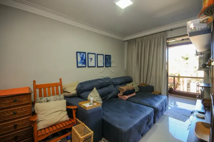 Apartamento à venda no Edifício Monte Carlo no Centro de Foz do Iguaçu/PR - 105,68m², mobi