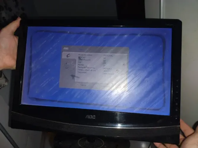 Monitor/tv aoc 18,5 polegadas