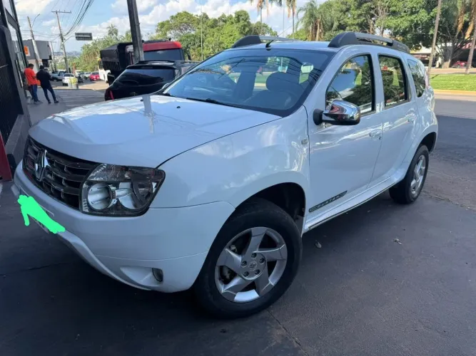 Renault Duster Dynamique 2.0 Hi-flex 16V Aut. 2013