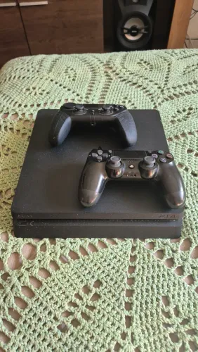 PlayStation 4 Slim 1TB (1000 Gigas)