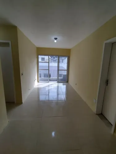 Apartamento para alugar tem 57 metros quadrados com 1 quarto em Tijuca - Rio de Janeiro -