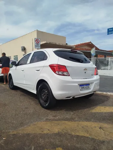 Chevrolet Onix Hatch LT 1.0 8V Flex Power Mec. 4P 2015