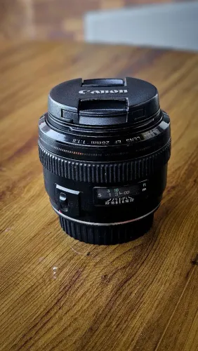 Lente canon 28mm 1.8