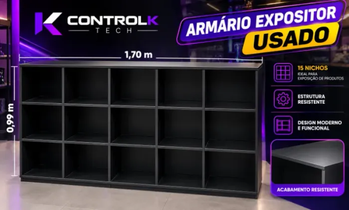 Armário Expositor com rodinhas
