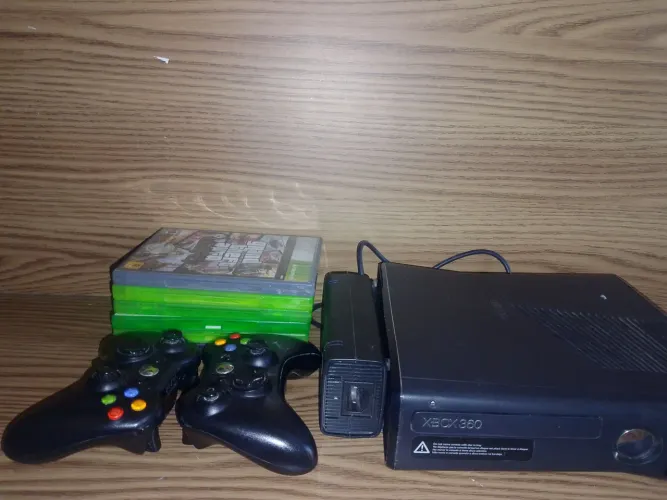 Xbox 360 Slim Desbloqueado, HD+150 Jogos , Completo
