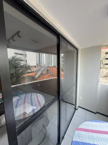 Porta de Vidro Muito Nova