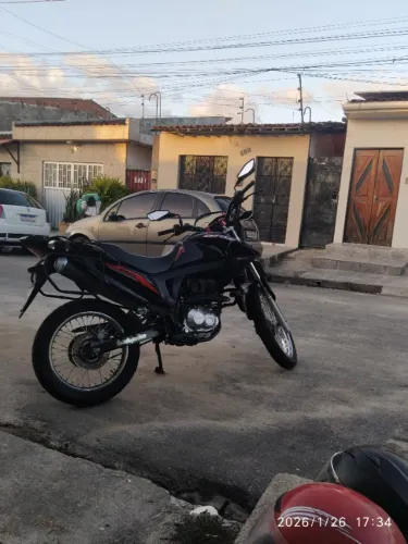 Bros 2021 super econômica e conservada.