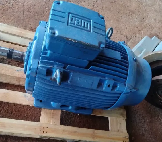 MOTOR WEG 75Cv 04 POLOS REFORMADO.