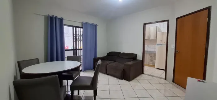 Apartamento Mobiliado para Alugar em Capoeiras, Florianópolis.